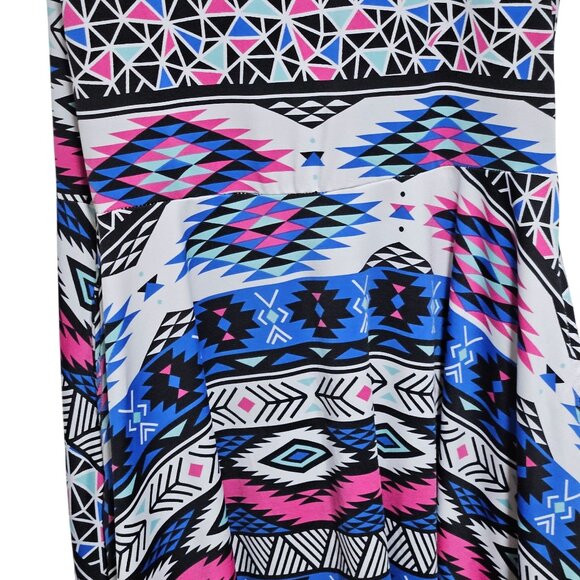 LuLaRoe Aztec Print Sleeveless Tank Dress Size XL Geometric Pattern Flowy Design - Picture 3 of 6